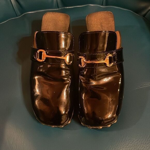 Patent Leather Wooden Clogs - Picture 2 of 12